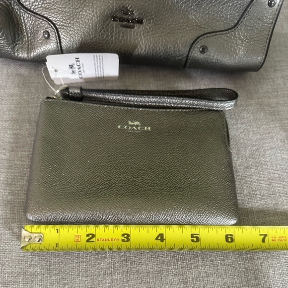 Coach Grey Leather Satchel with Matching Wristlet - Picture 12 of 13